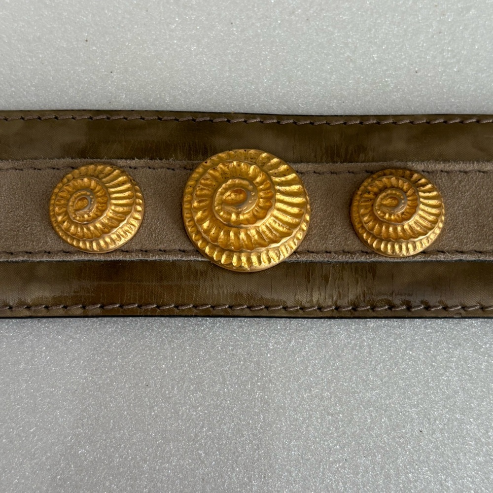 Vintage Escada Leather Belt with Gold Shell Detail Taup and Beige Two Tone - Picture 5 of 7